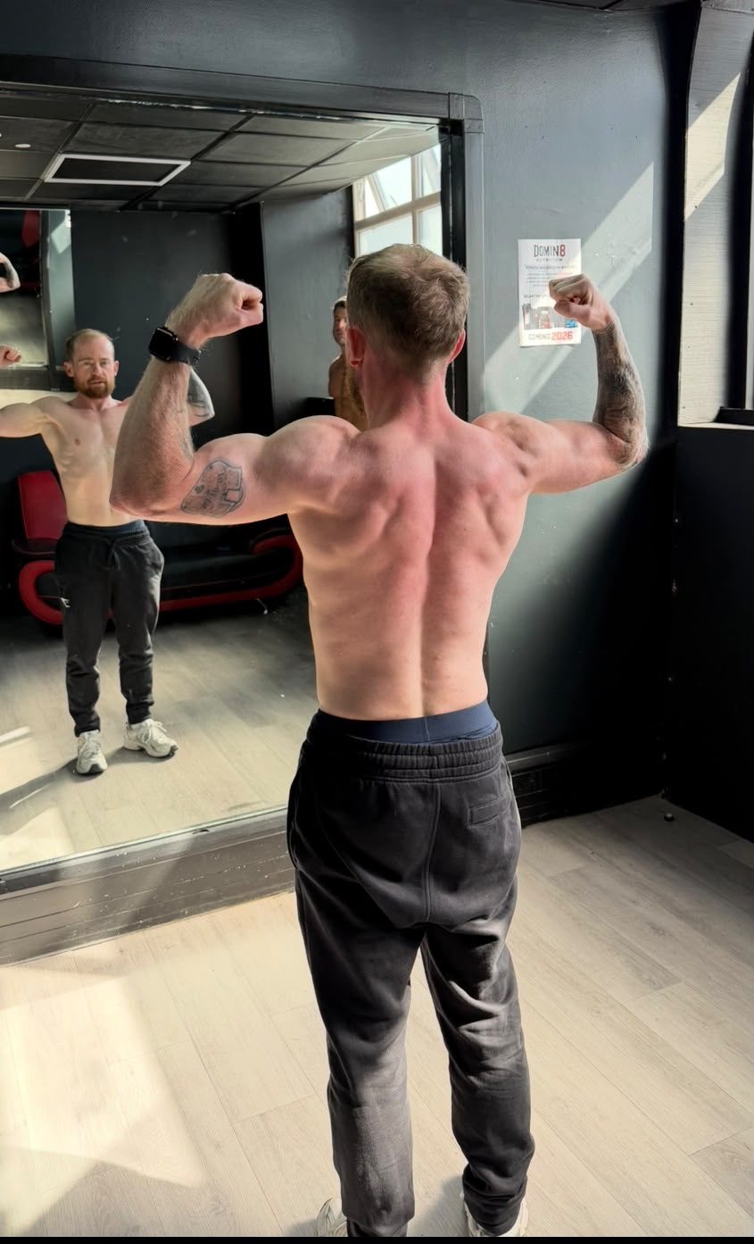 James training, back double biceps